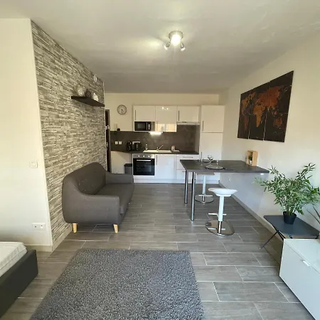 Centre De Beausoleil, Climatise, Wifi, Terrasse. Apartment