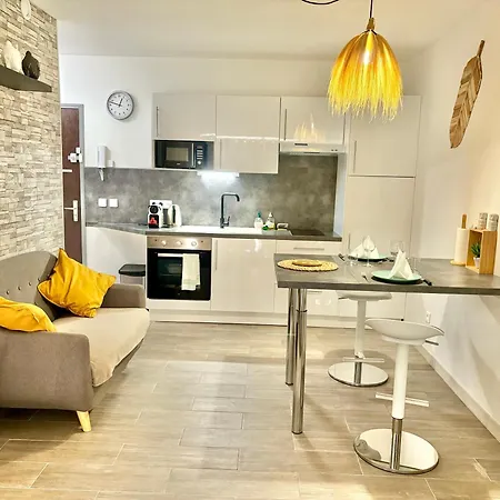 à 200m De Monaco, Moderne, Terrasse&clim *