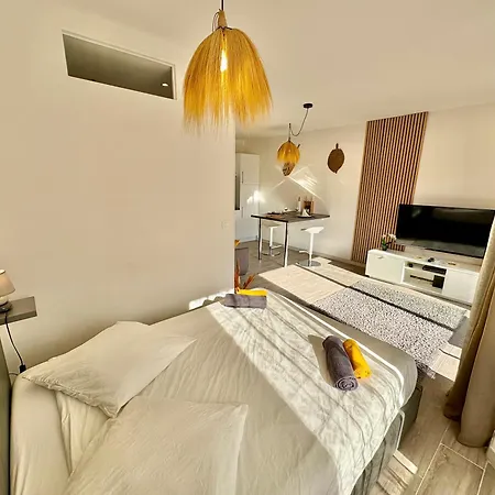 Apartament A 200m De Monaco, Moderne, Terrasse & Clim Beausoleil