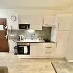 A 200m De Monaco, Moderne, Terrasse & Clim 아파트 *
