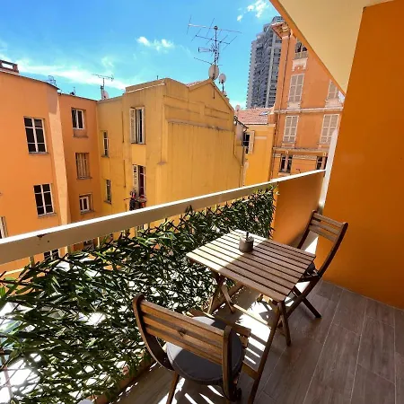Centre De Beausoleil, Climatise, Wifi, Terrasse. *